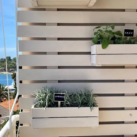 Διαμέρισμα Up&above ,new Luxury Apt, Steps From And Old Town Χβαρ