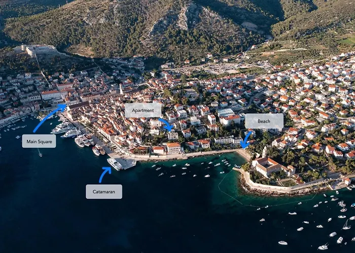 Apartamento Up&above ,new Luxury Apt, Steps From And Old Town