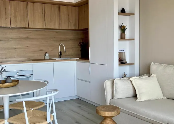 Apartamento Up&above ,new Luxury Apt, Steps From And Old Town Hvar Town